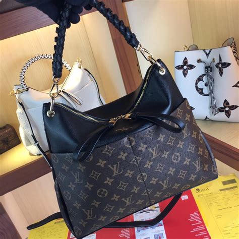 are louis vuitton bags cheaper in paris|louis vuitton price in france.